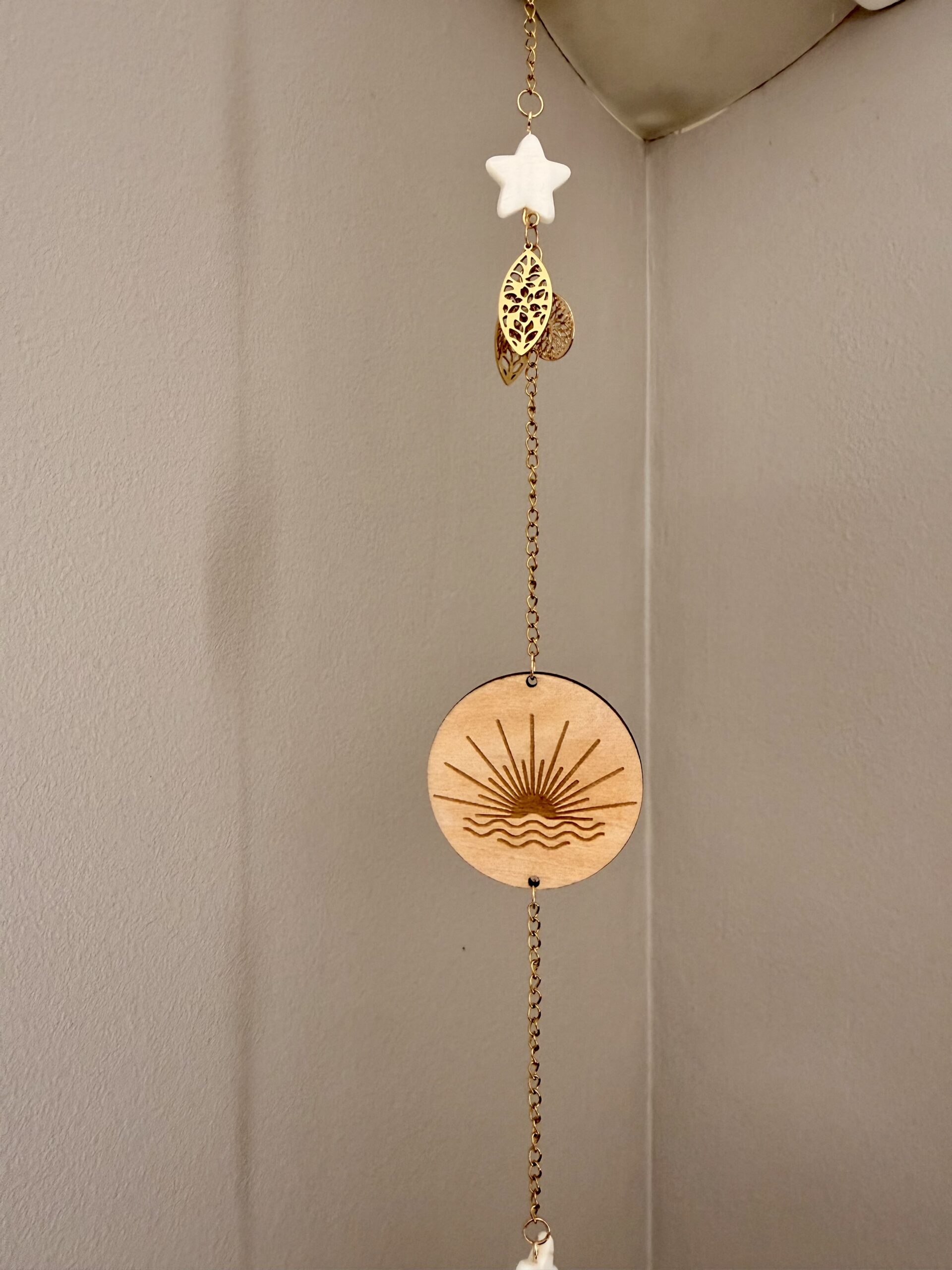 Attrape Soleil perles et décoration en bois – Image 3